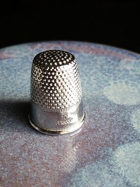 Vintage Metal Sewiing Thimble Size 10 Made In Germany Collectible